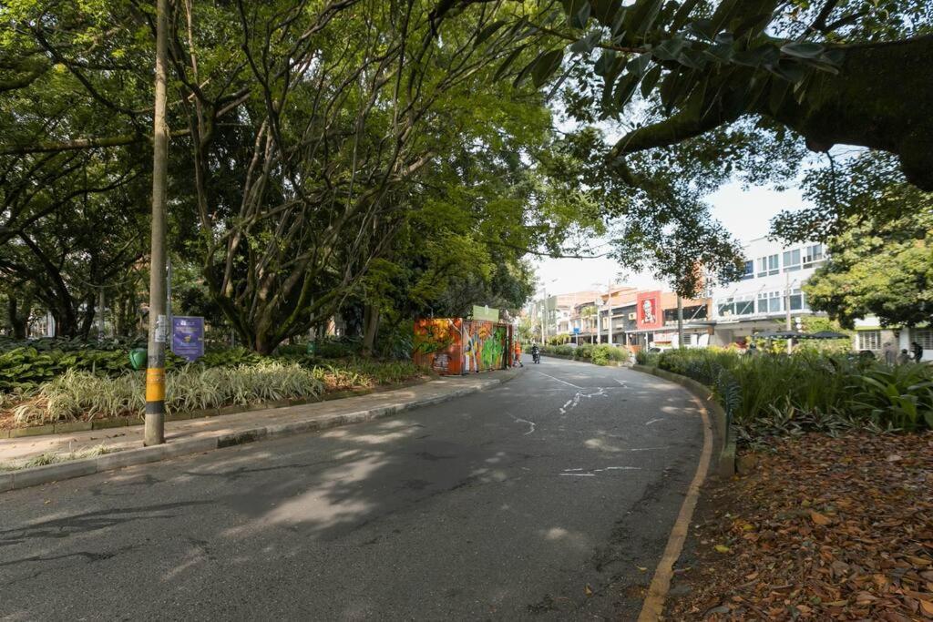 Prime Laureles Location With Air Conditioning メデジン エクステリア 写真